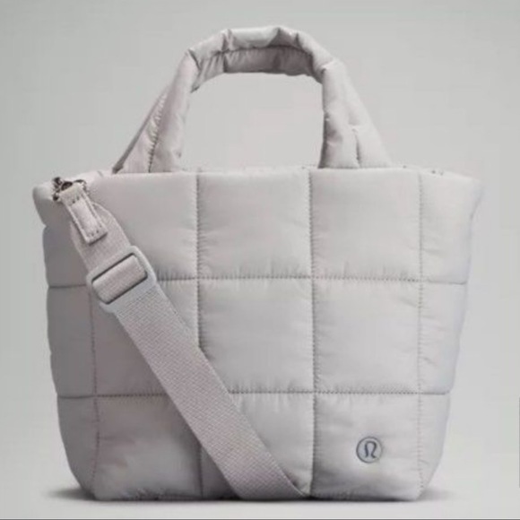 NWT Lululemon Athletica Quilted Grid Crossbody Bag In Silver Drop